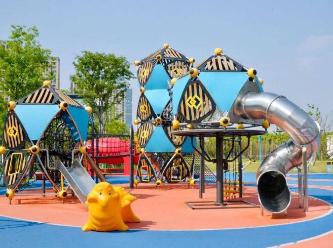 游樂場PC板走廊，PC板游樂設(shè)施裝飾