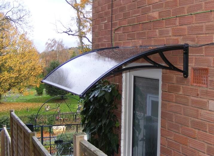 PC耐力板雨棚多少錢一個(gè)平方？